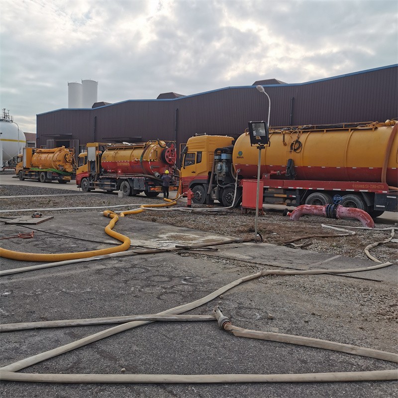 醴陵污水池清理